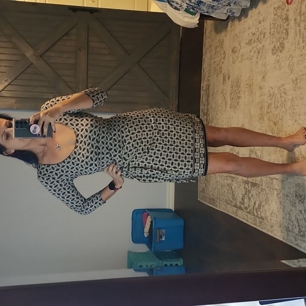 *5 items under $10 for $20* Max studio dress - Picture 1 of 5